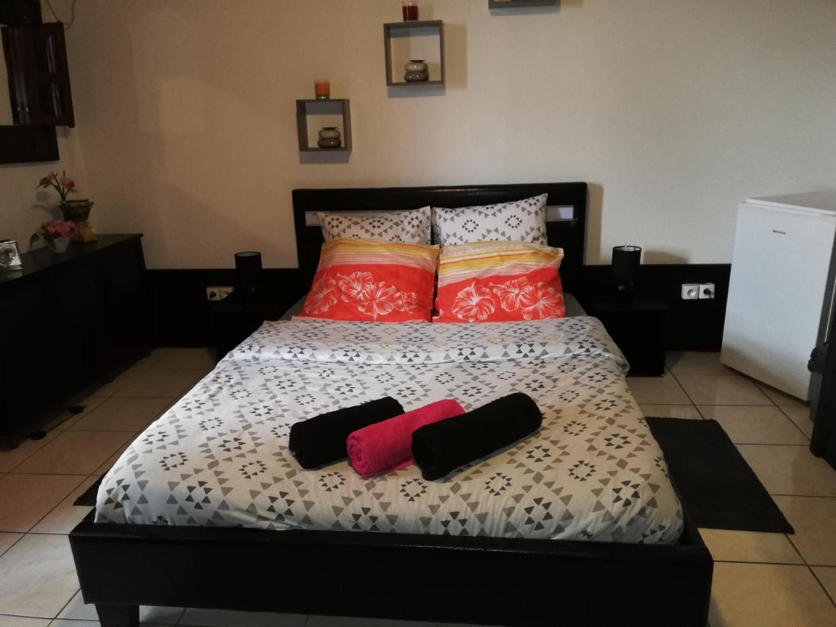 La Caz A Nou Apartment แซ็ง-ปีแยร์ ภายนอก รูปภาพ